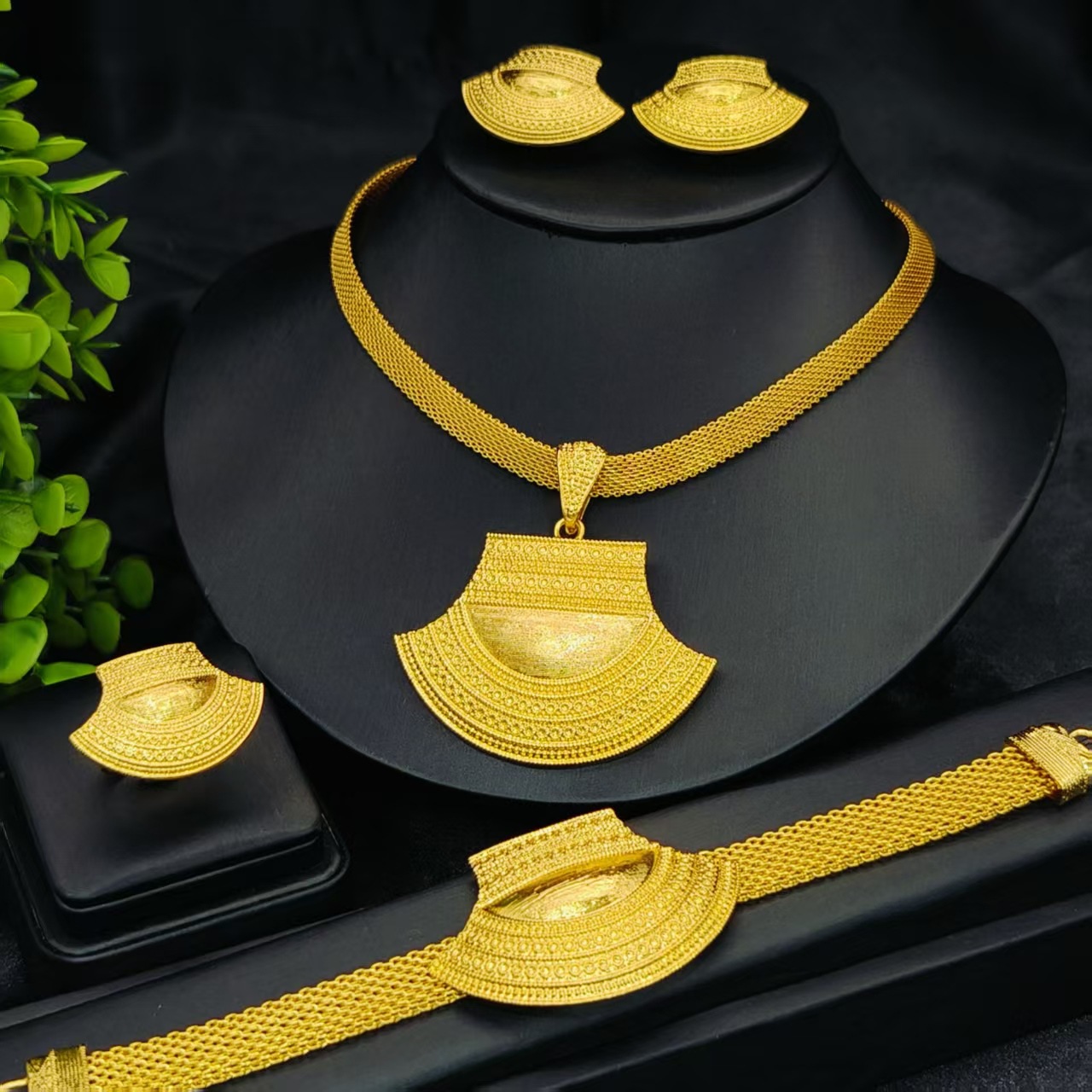 Set Perhiasan 4Pcs (Jam Tangan - Fine Jewelry Watches Women ulasan dan harga