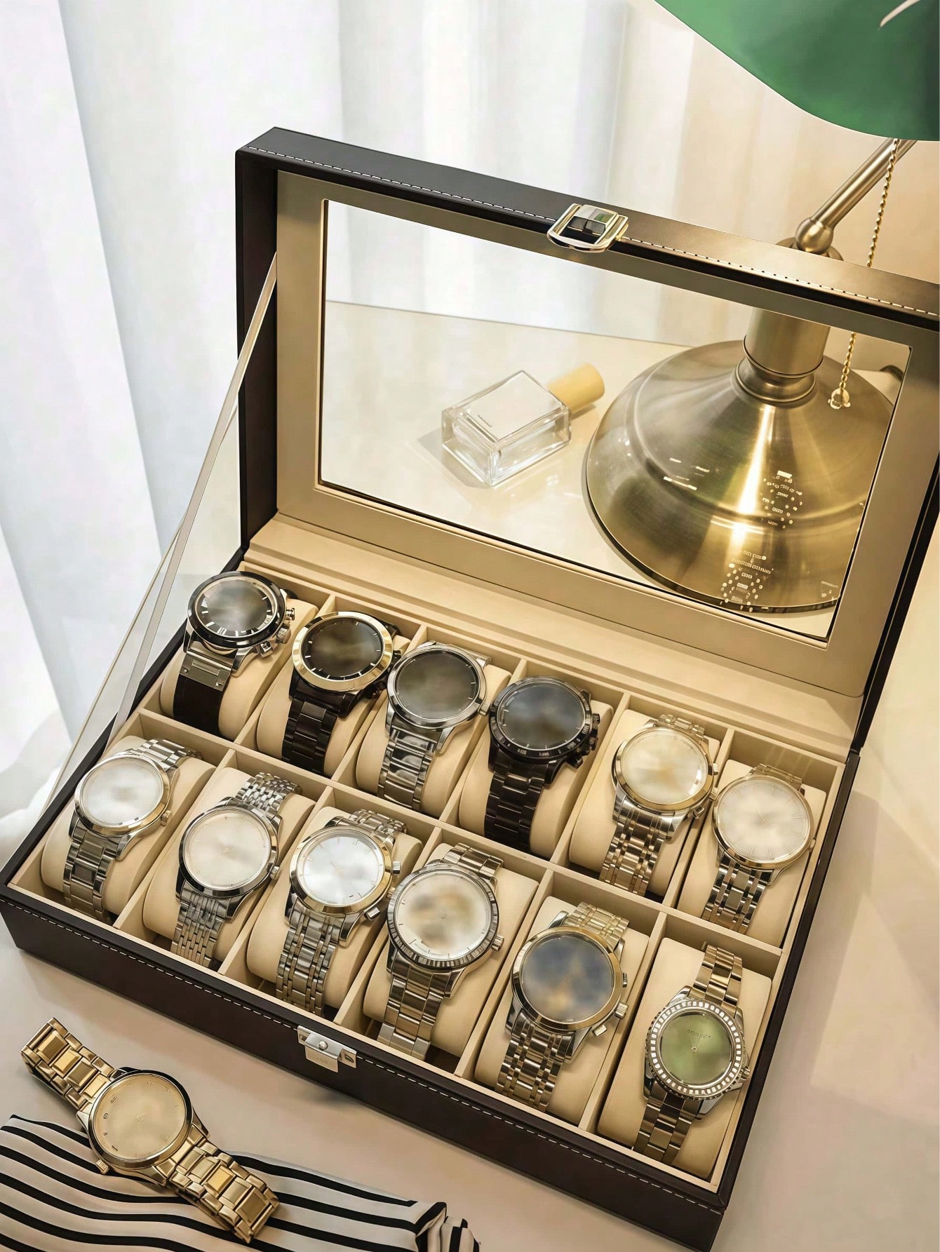 Kotak Jam Tangan Kulit dengan  - Jewelry Watches Men ulasan dan harga